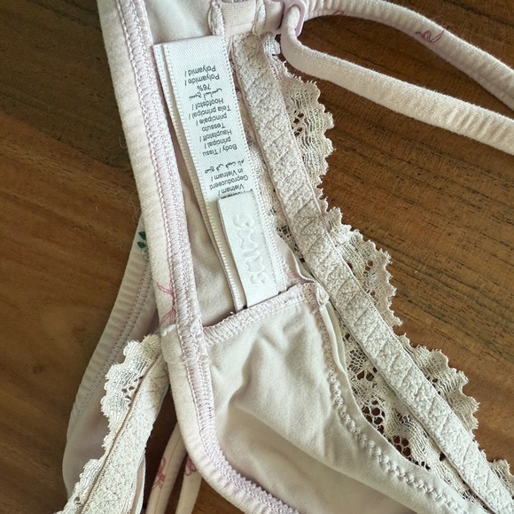 SKIMS Bralettes - Picture 7 of 11